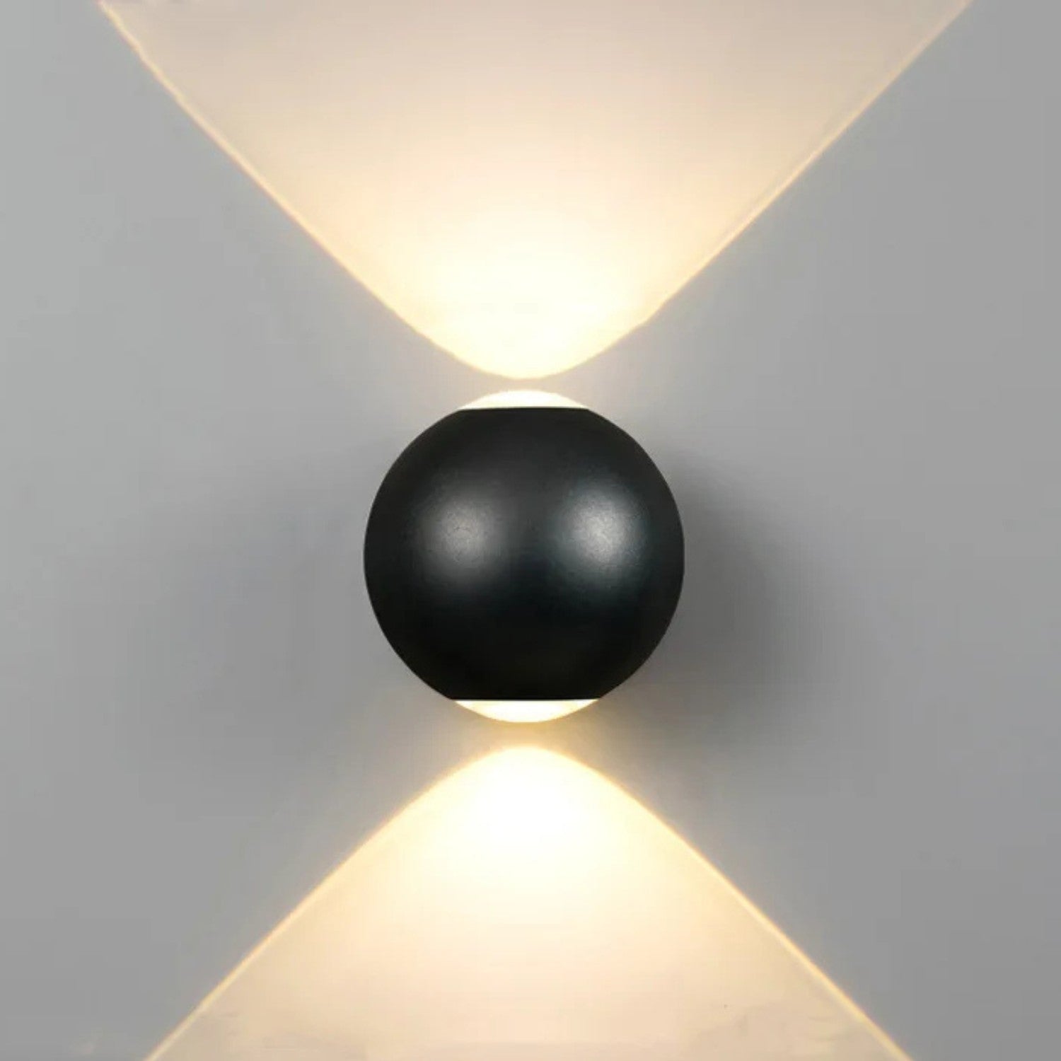 Beam Wall Light Matte Black [2/4] Beams | Indoor and Outdoor | Sculptural Up Down LED Effect Lamp for Wall and Facade