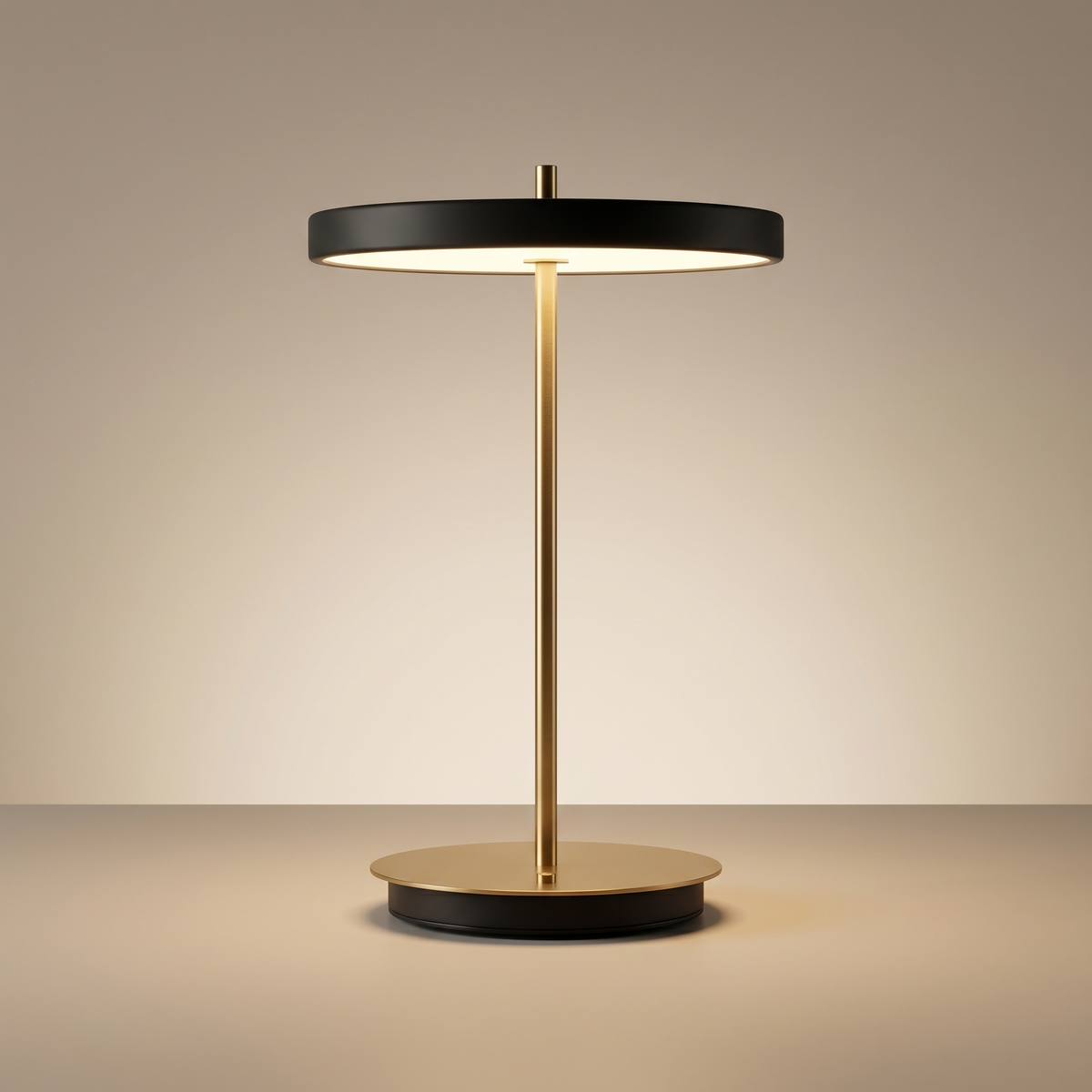 Gold Dimmable Table Lamp