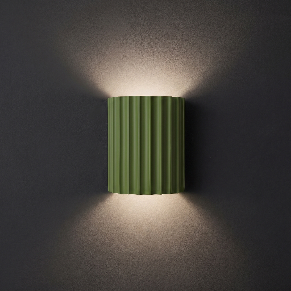 Ribbed Cylinder Wall Light