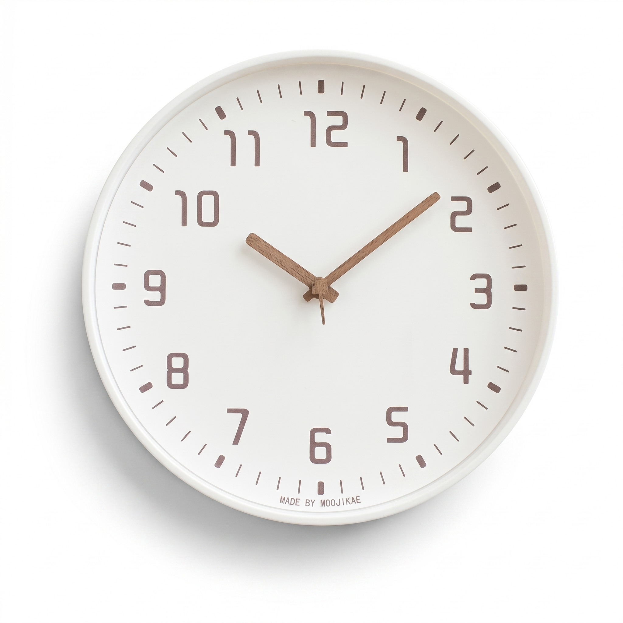 Silent Wall Clock Bamboo Look Ø[25/30] cm | Quiet Quartz Movement | Round Minimal Clock for Bedroom and Living Room, Japandi