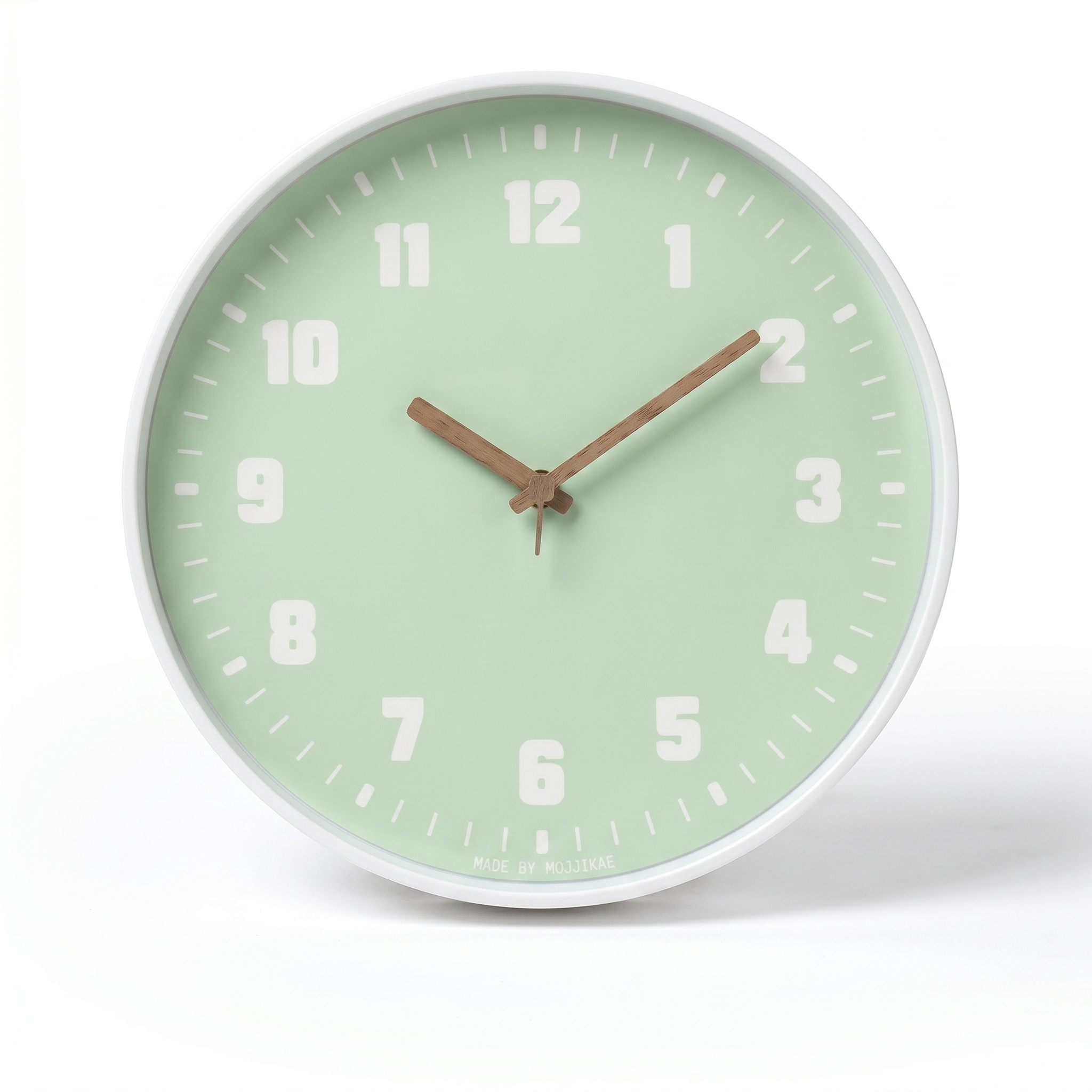 Silent Wall Clock Bamboo Look Ø[25/30] cm | Quiet Quartz Movement | Round Minimal Clock for Bedroom and Living Room, Japandi